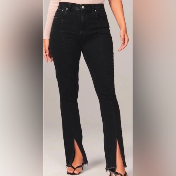 Abercrombie & Fitch Denim - Abercrombie & Fitch Faded Black Curve Love Split Hem Skinny Jeans - Sz 28 (6R)